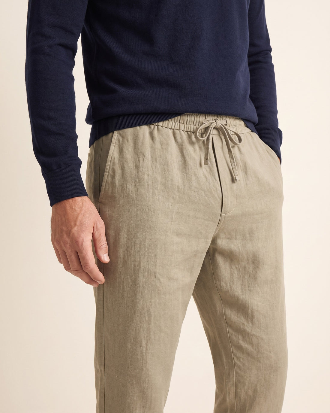 KEPT Men's Drawstring Pants - Capri in khaki, detail close-up