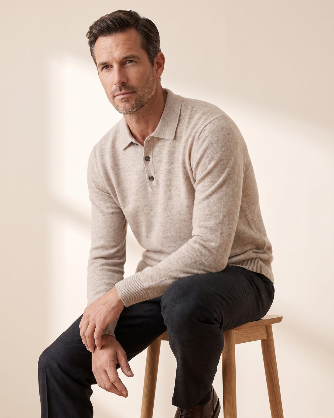 KEPT Men's Knit Polo - Biella in beige, seated